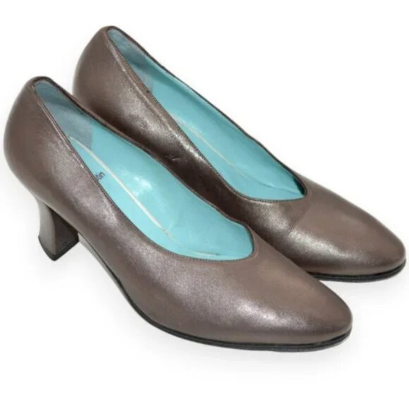 Thierry Rabotin Neutral Taupe Plum Nappa Leather Minimalist Heels Pumps 36.5 6 - Picture 2 of 12